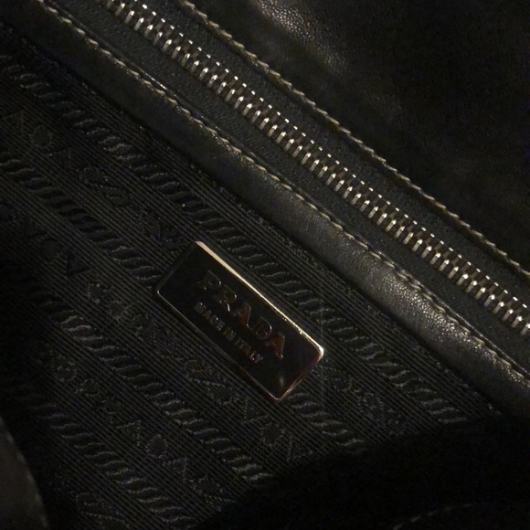 Prada black purse ( gently used) In very good condition (000312) - Picture 11 of 16